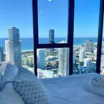 Luxury 2 Bedrm Apartment In Broadbeach- Be A Star In Tower One Of The Casino 2 Bedroom Apartment 334F